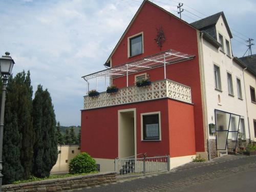 Charming Holiday Home in Bremm Eifel with Garden Bremm allemagne