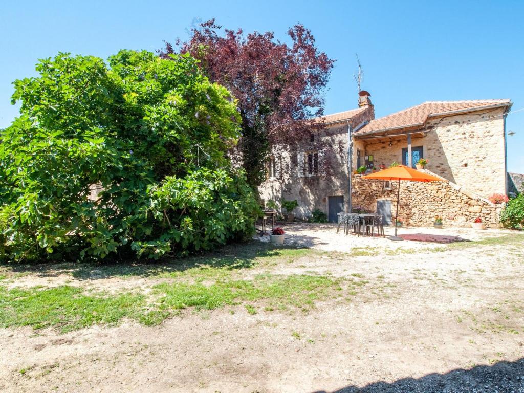 Maison de vacances Charming Holiday Home in Loubejac with Private Pool , 24550 Loubejac