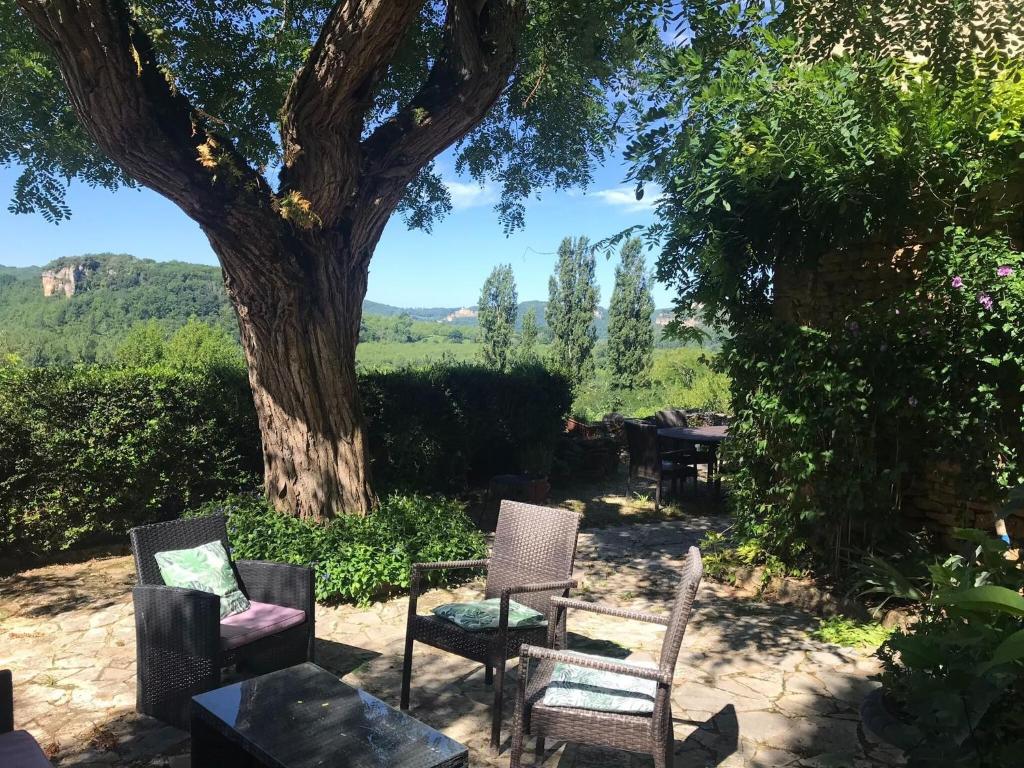 Maison de vacances Charming holiday home in Nouvelle Aquitaine with garden , 24250 La Roque-Gageac