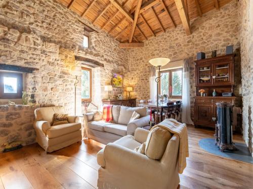 Maison de vacances Charming holiday home in St Basile with private terrace  Cluac