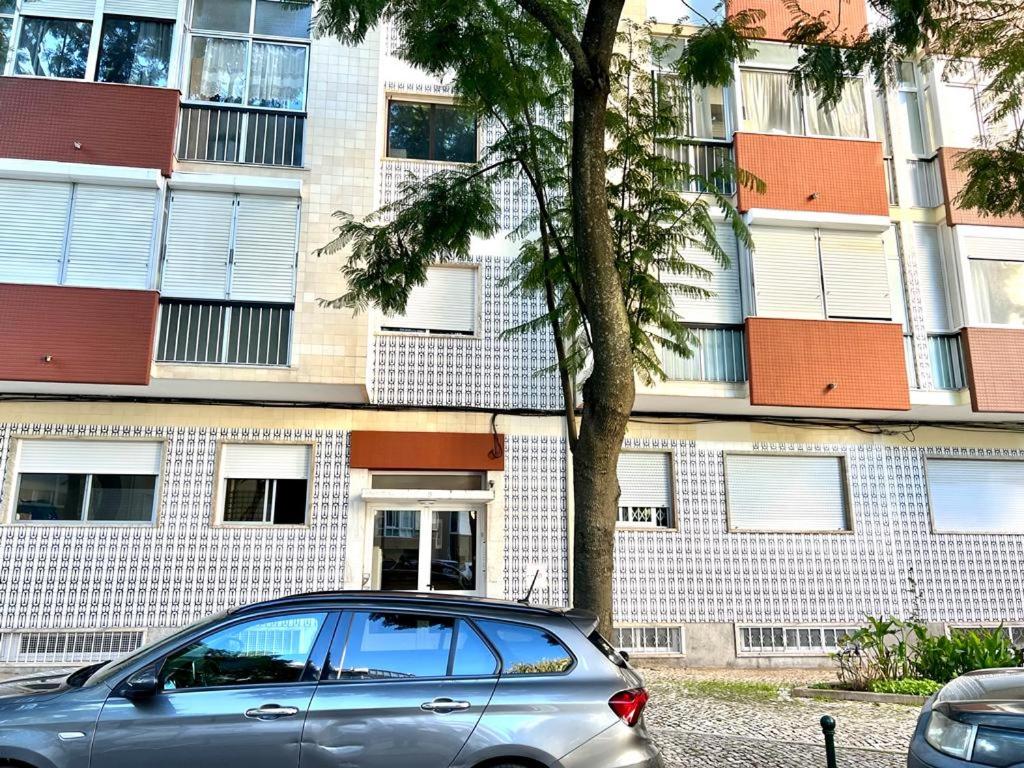 Appartement Charming House Rua Gonçalves Crespo 5 CVFT, 2795-092 Linda-a-Velha