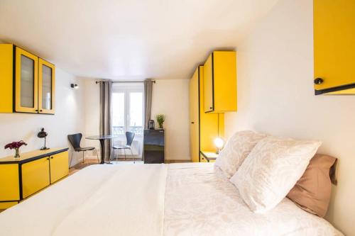 Appartement CHARMING LE MARAIS RETRO 3 Rue du Bourg Tibourg Paris