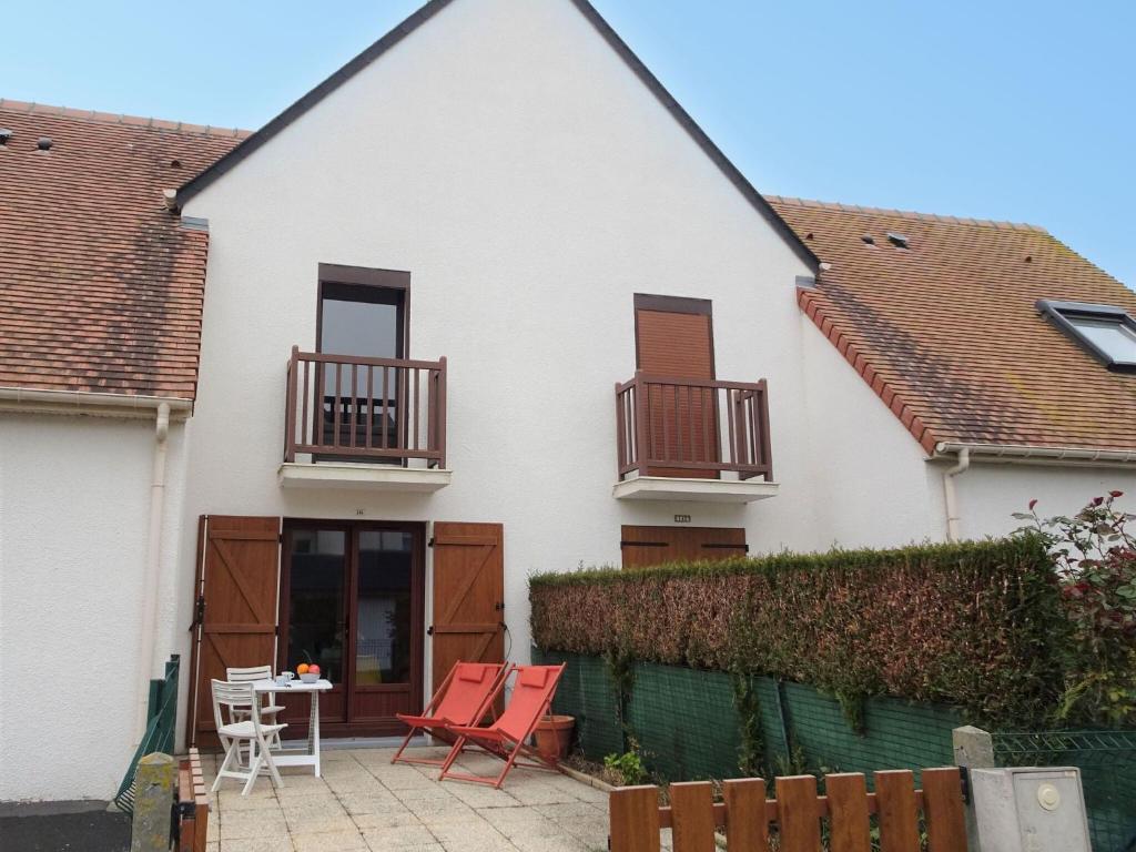 Maison de vacances Charming maisonette in duplex, 400 m from the beach , 14470 Courseulles-sur-Mer