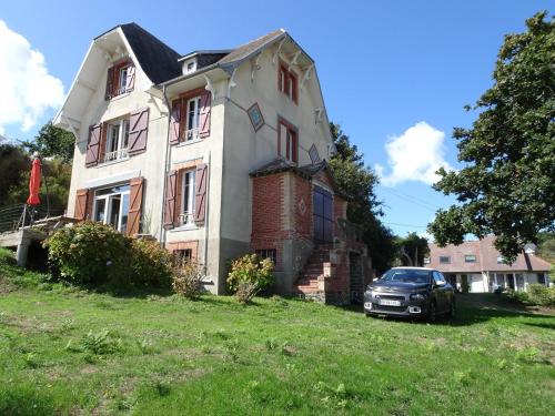 Maison de vacances Charming old villa with splendid sea view, Barneville-Carteret  Barneville-Carteret