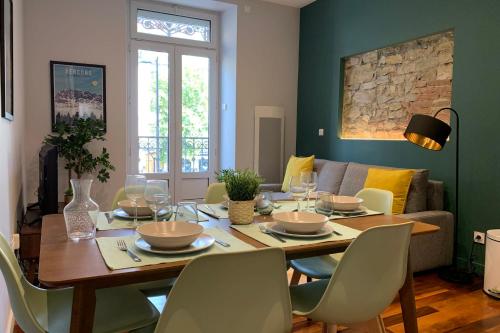 Charming renovated 2021 T3 Flat in the heart of Grenoble #CD Grenoble france