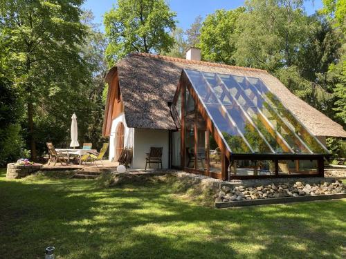 Charming thatched house in Uelzen in Lower Saxony with large garden Uelsen allemagne