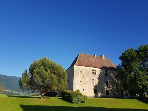 B&B / Chambre d'hôtes Château beyrin Château de Beyrin Traize