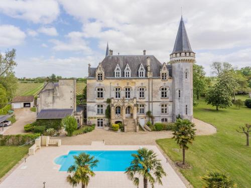 Villa Château Borgeat de Lagrange - gîte d'exception 1 Route du Marais Blaye