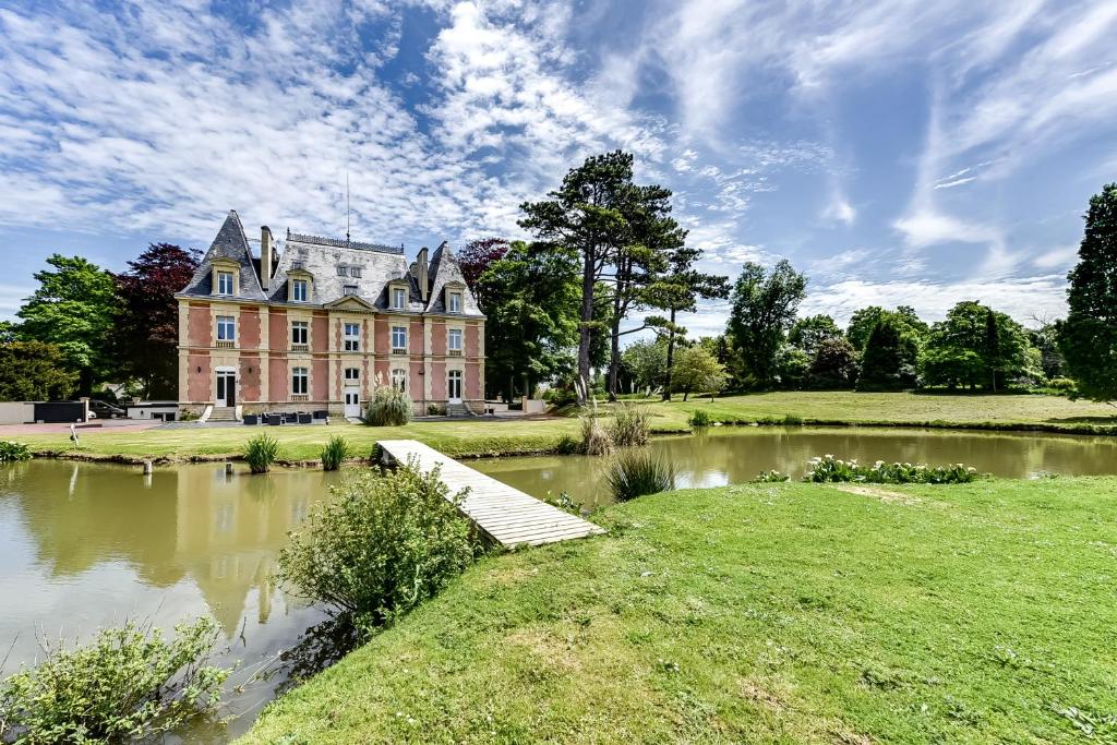 Appartements Château Côte de Nacre 4 BIS rue de la Libération, 14114 Ver-sur-Mer