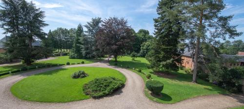 CHATEAU D HUGLEVILLE Hugleville-en-Caux france