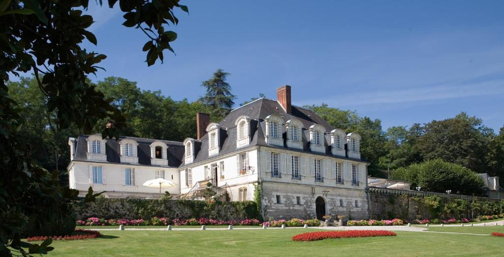 Hôtel Château de Beaulieu et Magnolia Spa, The Originals Relais (Relais du Silence) 67 Rue De Beaulieu - D207, 37300 Joué-lès-Tours