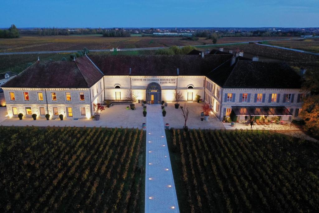 B&B / Chambre d'hôtes Chateau de Chassagne-Montrachet 5 chemin du Château, 21190 Chassagne-Montrachet