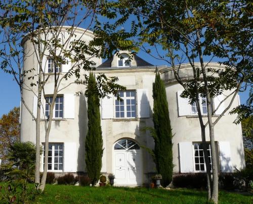 Maisons de vacances Château de la Comtesse La Comtesse Saint-Martin-Petit