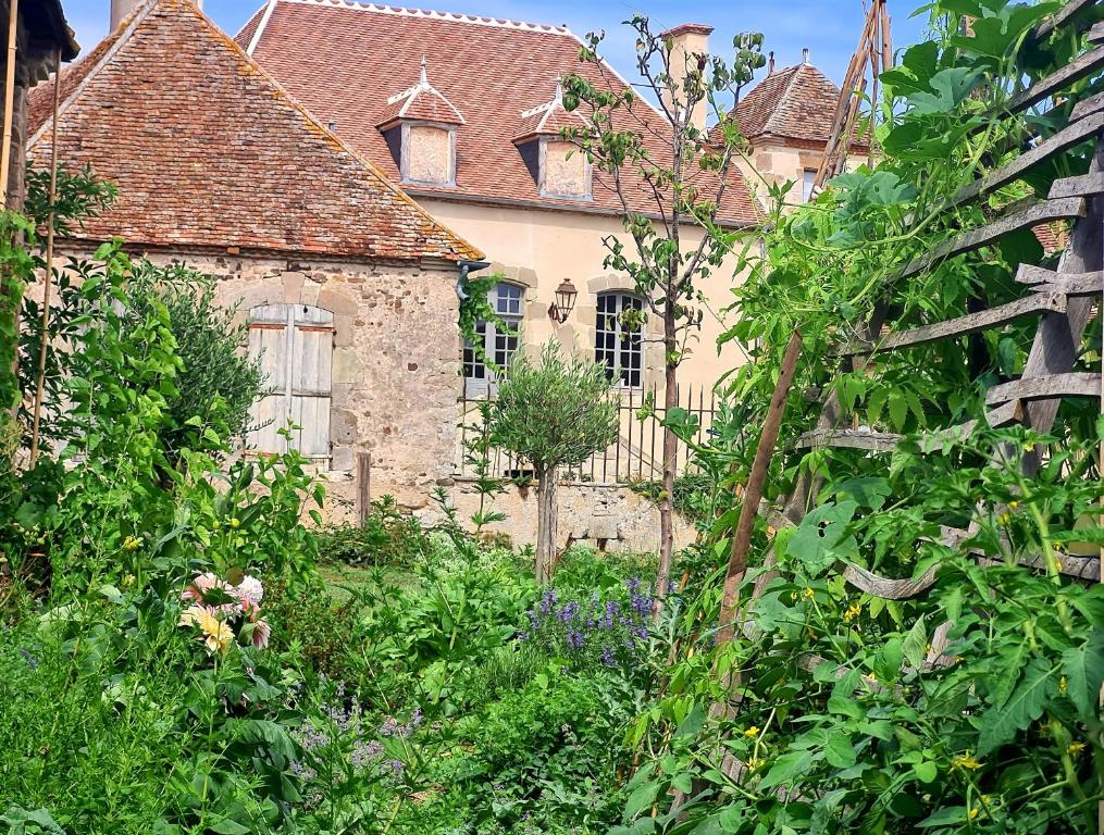 Tente de luxe Château de Paraize Vierge de Paraize, 58240 Livry