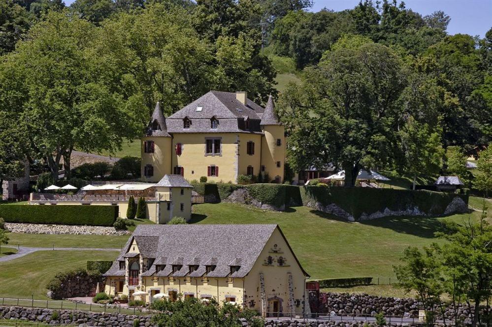 Hôtel Château de Salles Château de Salles, 15130 Vezac