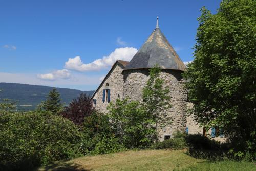 B&B / Chambre d'hôtes Château de Sothonod Rue Saint Arthaud 65B Sothonod