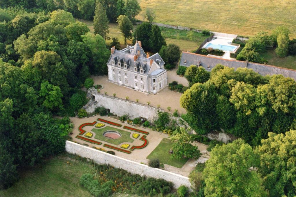 B&B / Chambre d'hôtes Chateau de Vaugrignon - Beer Spa 2 Rue de Tours - Chateau de Vaugrignon, 37320 Esvres