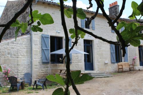 Maison de vacances Château des Loups - Les Pommiers Lieu- dit Les Loups Échiré