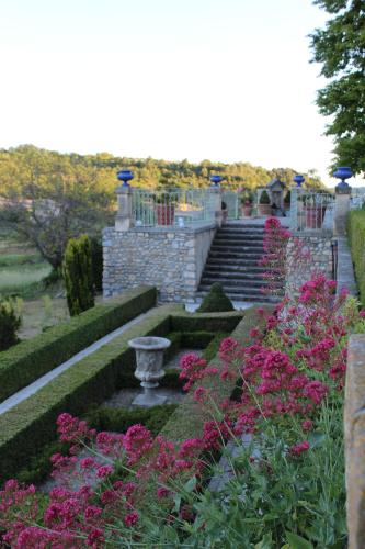 Château du Grand Jardin Valensole france