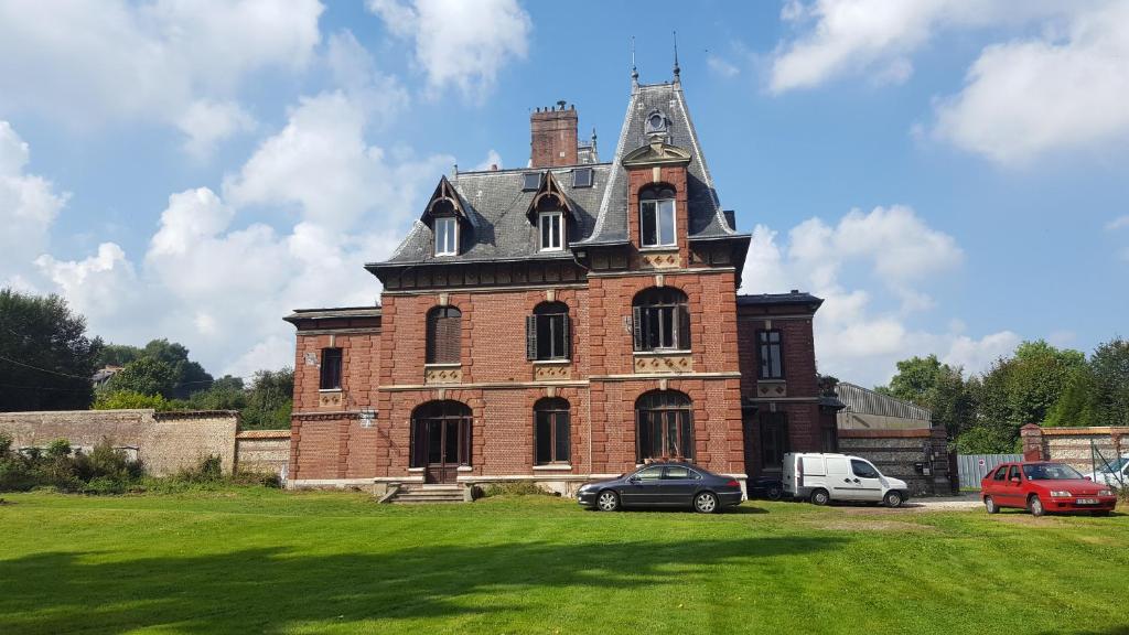 Maisons de vacances Chateau Gruchet Le Valasse 3 Rue Stanislas Capelle, 76210 Gruchet-le-Valasse