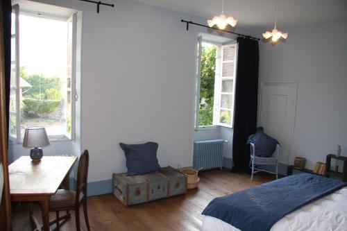 B&B / Chambre d'hôtes Château La Violette 137 ROUTE DE MYANS Les Marches