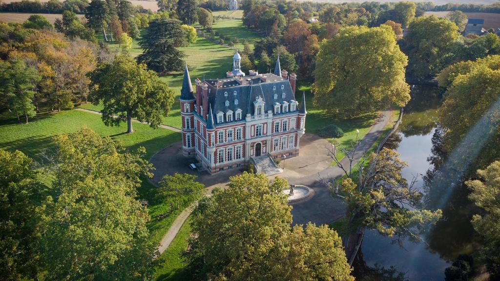 Maison de vacances Château Laverdines Route de la Chapelle, 18800 Baugy