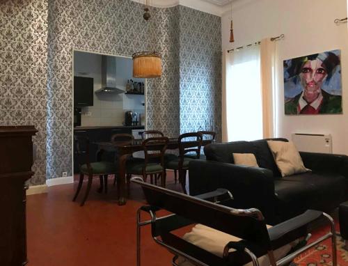 Appartements Chateau Marcel 6 Rue Marcel Malafosse Cesseras