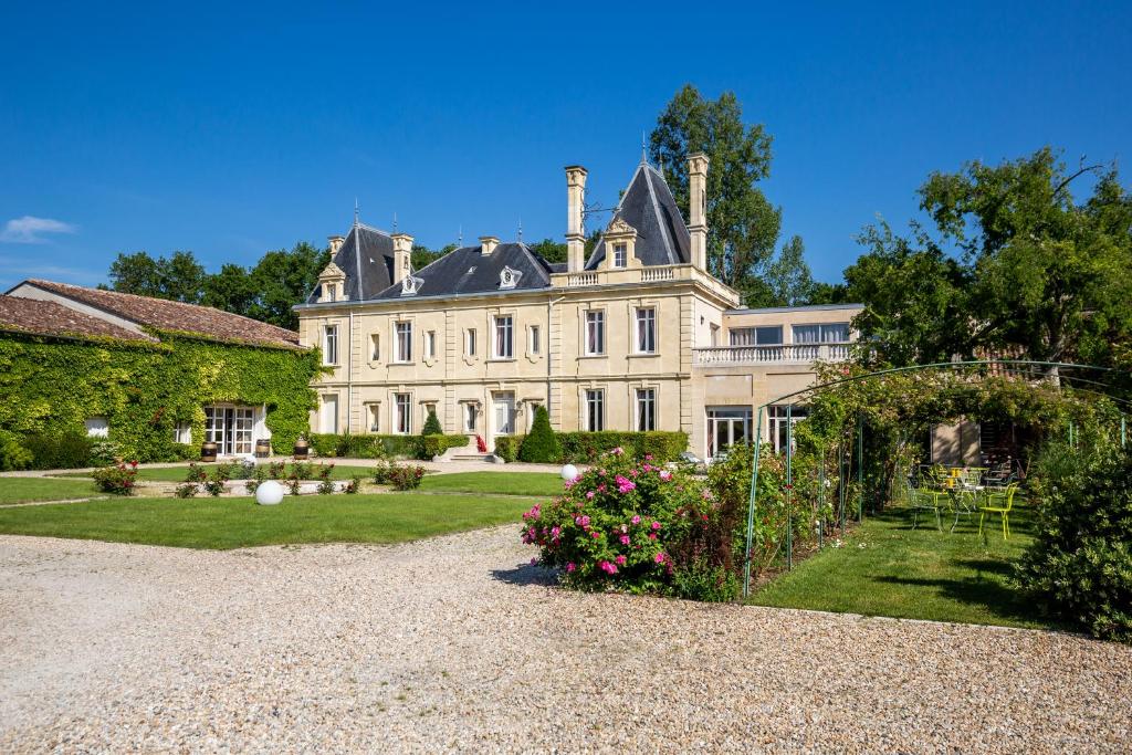 Hôtel Château Meyre 16, route de Castelnau, 33480 Avensan