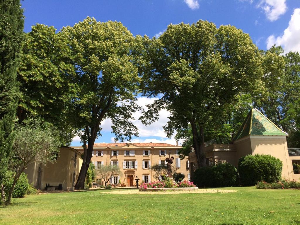 Maisons de vacances Château Rieutort Gîtes Route de Gignac (D32), 34230 Saint-Pargoire