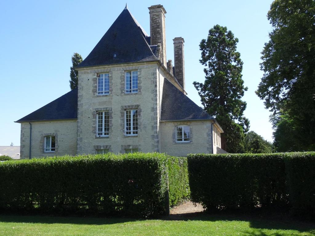 Appartements Château Turgot Gîtes Allée du château Turgot, 14420 Bons-Tassily