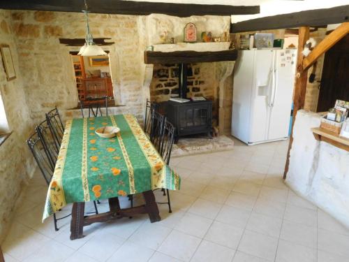 Maison de vacances Chatenet self catering stone House for 2 South West France Chatenet 79190 Limalonges Limalonges