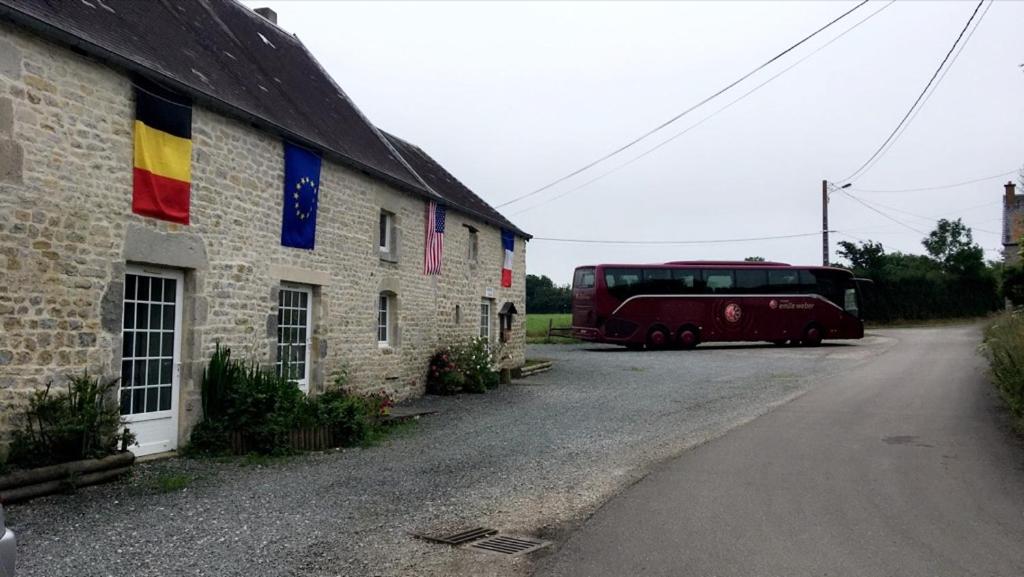 Séjour à la ferme chevrerie de la huberdiere 2 LE POMMIER, 50480 Liesville-sur-Douve