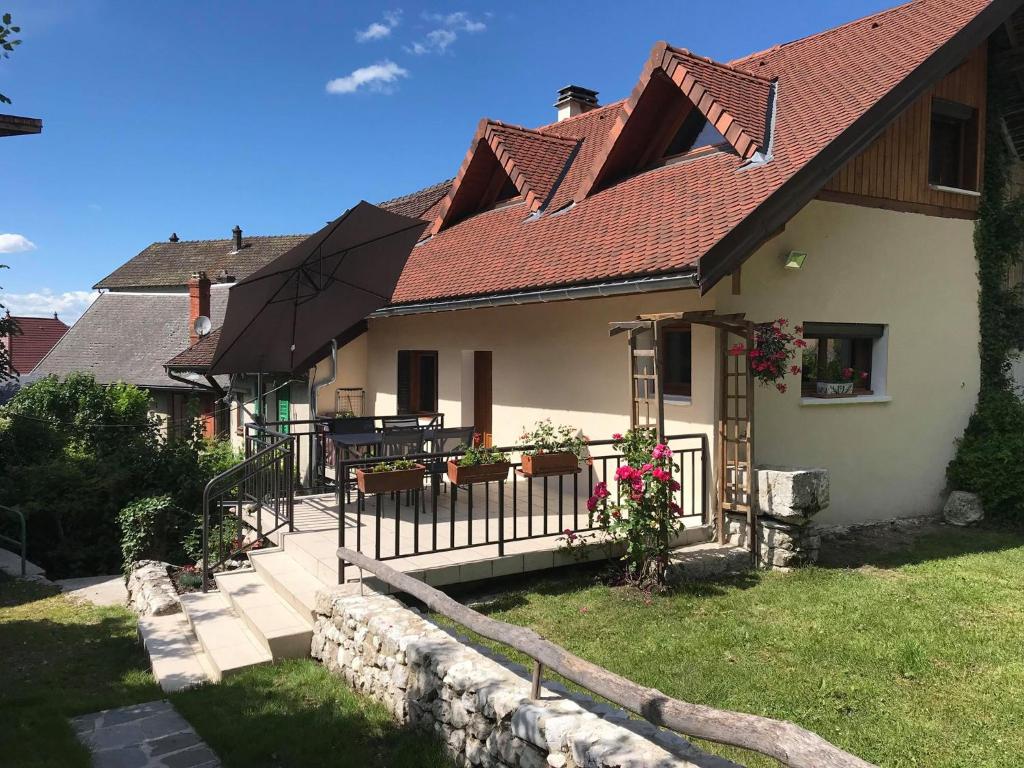 Maison de vacances Chez Albert Le Bourg, 73610 Aiguebelette-le-Lac