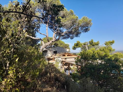 Chez Ben et Rem Éguilles france