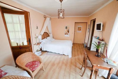 B&B / Chambre d'hôtes Chez Camille cidex 545 6 route de malo Étrigny