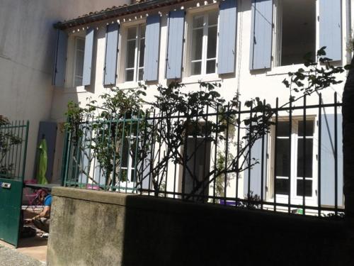 Maison de vacances Chez Clémentine 3 rue de la Paix Montolieu