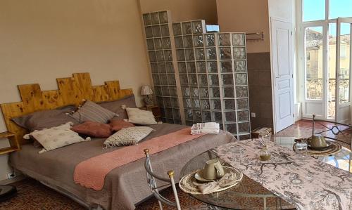 B&B / Chambre d'hôtes Chez Dédou et Madou 1 Boulevard Victor Hugo Florensac