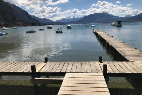 Appartement CHEZ JACQUES - terrasse avec vue lac et montagne 62 Rue Centrale Annecy