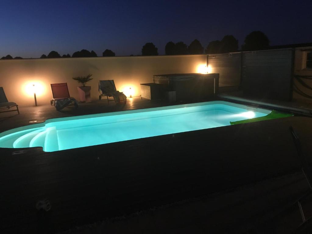 Maison de vacances Chez Jojo & Cassi Pouilly le fort 17 Rue Des Ecoles, 77240 Vert-Saint-Denis