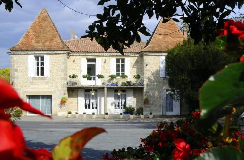 B&B / Chambre d'hôtes Chez Madeleine 1877 Route de Monbahus Saint-Colomb-de-Lauzun