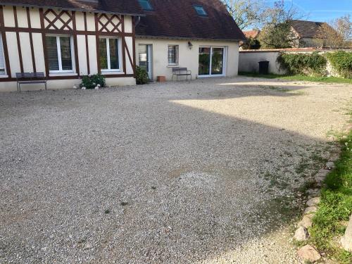 Maison d'hôtes Chez Nenette 12 Rue de la Ferme des Eaux Esclavolles-Lurey