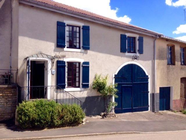 Maison de vacances Chez Nous 54 Grande rue, 88320 Isches