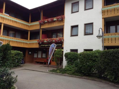 Appartement Chiemgau Apartments II (Schuhbaum) Lärchenstraße 7 2, 547 Inzell