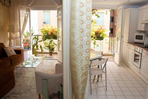 Chill Out Apartment, 2 mins from beach Nice france