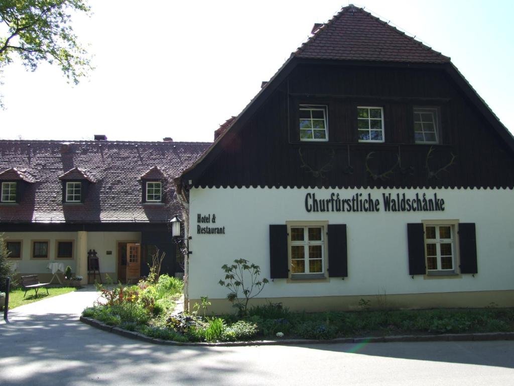 Hôtel Churfuerstliche Waldschaenke Große Fasanenstraße, 01468 Moritzburg