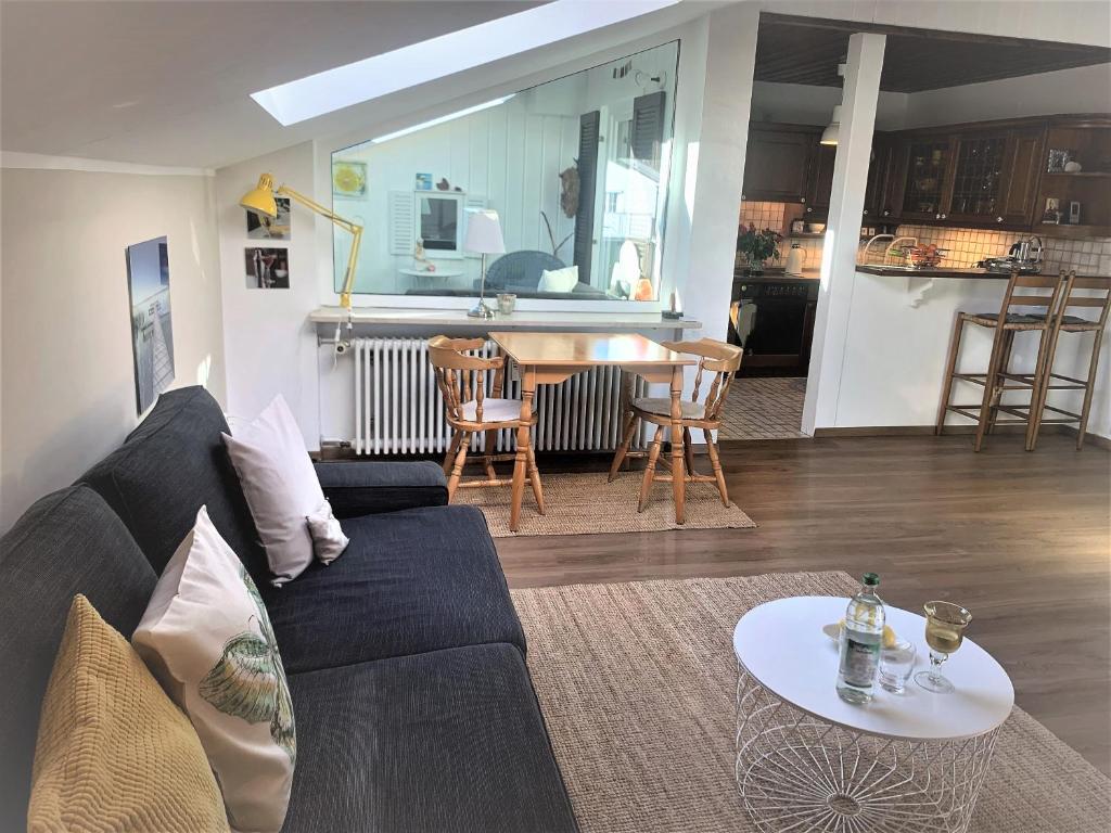 Appartement ciao-aschau FeWo Kampenwandblick Grell Herbststr 15, 83229 Aschau