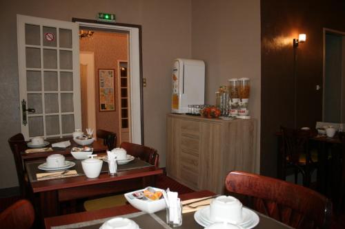 Hôtel Cit'Hotel Hôtel Beauséjour 26 Rue Grande Vallée Cherbourg-en-Cotentin