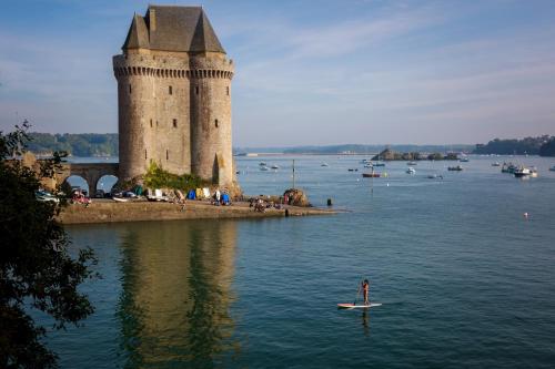 Appartement CITE D'ALETH - Au pied des plages & des ports Etage 2 25 Rue de la Cité Saint-Malo