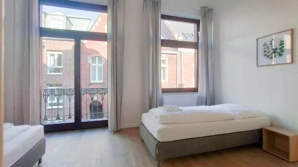 Appartements City Apartments - 15min to Messe DUS and Old Town DUS Alt-Heerdt, 40549 Düsseldorf