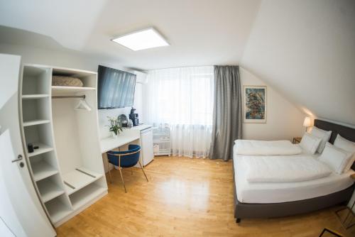 Appartement City Apartments FN L7 KLIMATISIERT-keine Küche 19 Möttelistraße Friedrichshafen